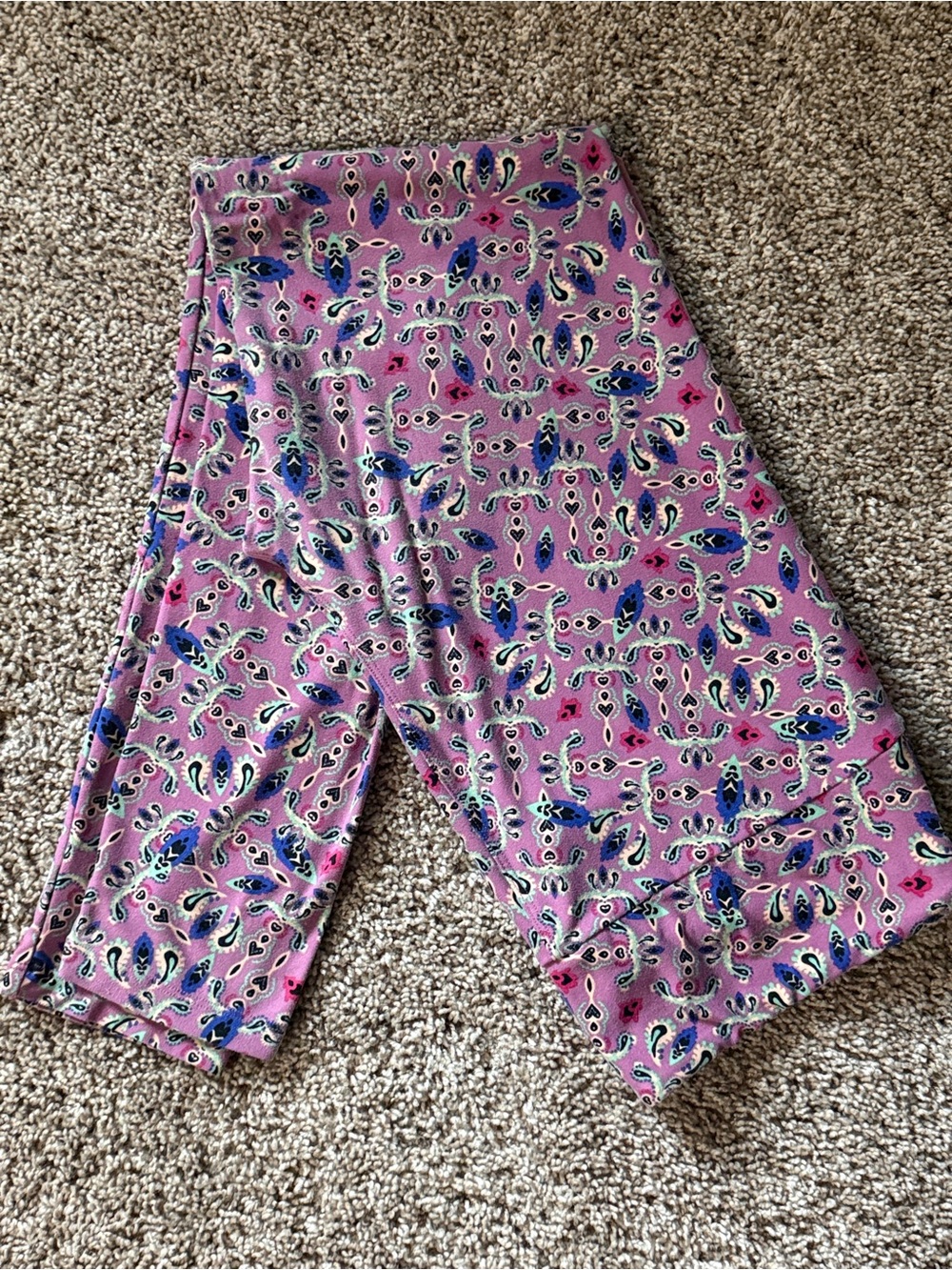 LuLaRoe Pink Floral Pattern Leggings